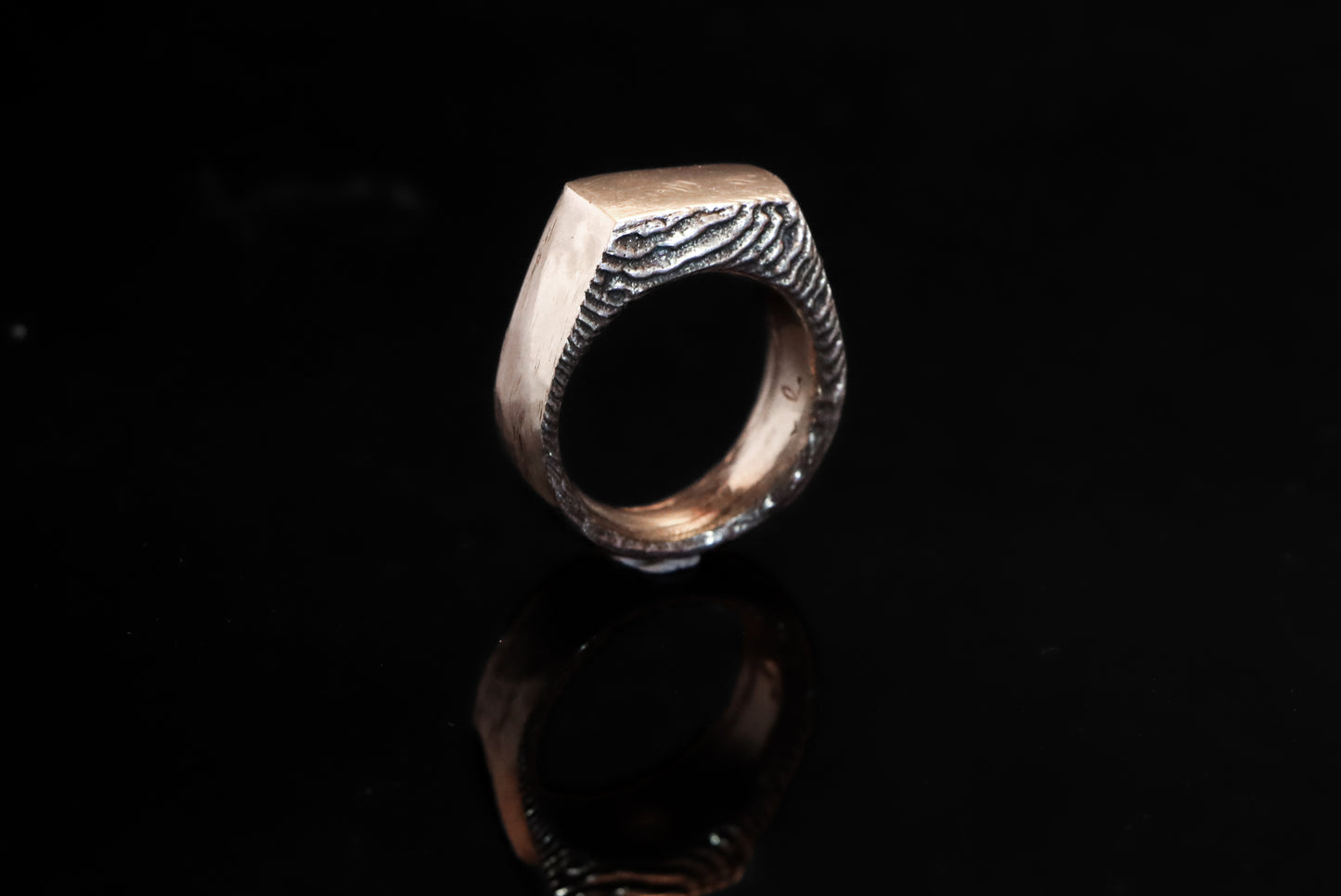 Cuttlefish Large Signet Ring