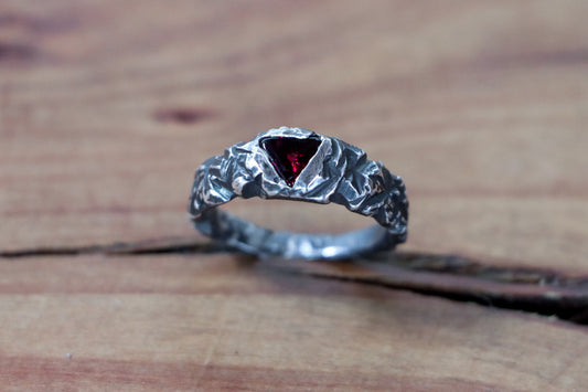 Inverted Garnet Textured Ring